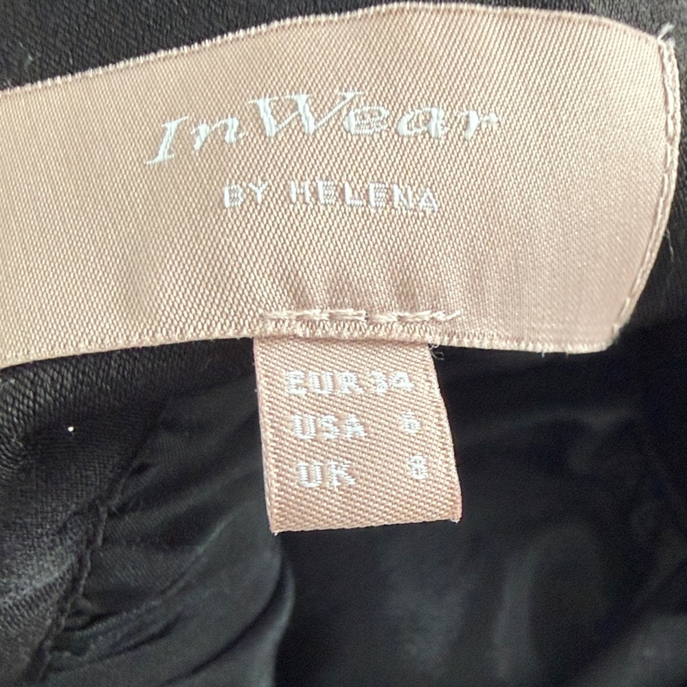 Elegant Black Tulle A-Line Skirt - Picture 3 of 3